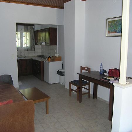 Hotel Kardanis House à Parga Extérieur photo